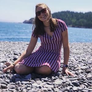 Meet your Posher, Hailey